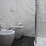 Casa Uetta Специя